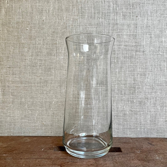 Glass Cinch Vase for bouquets