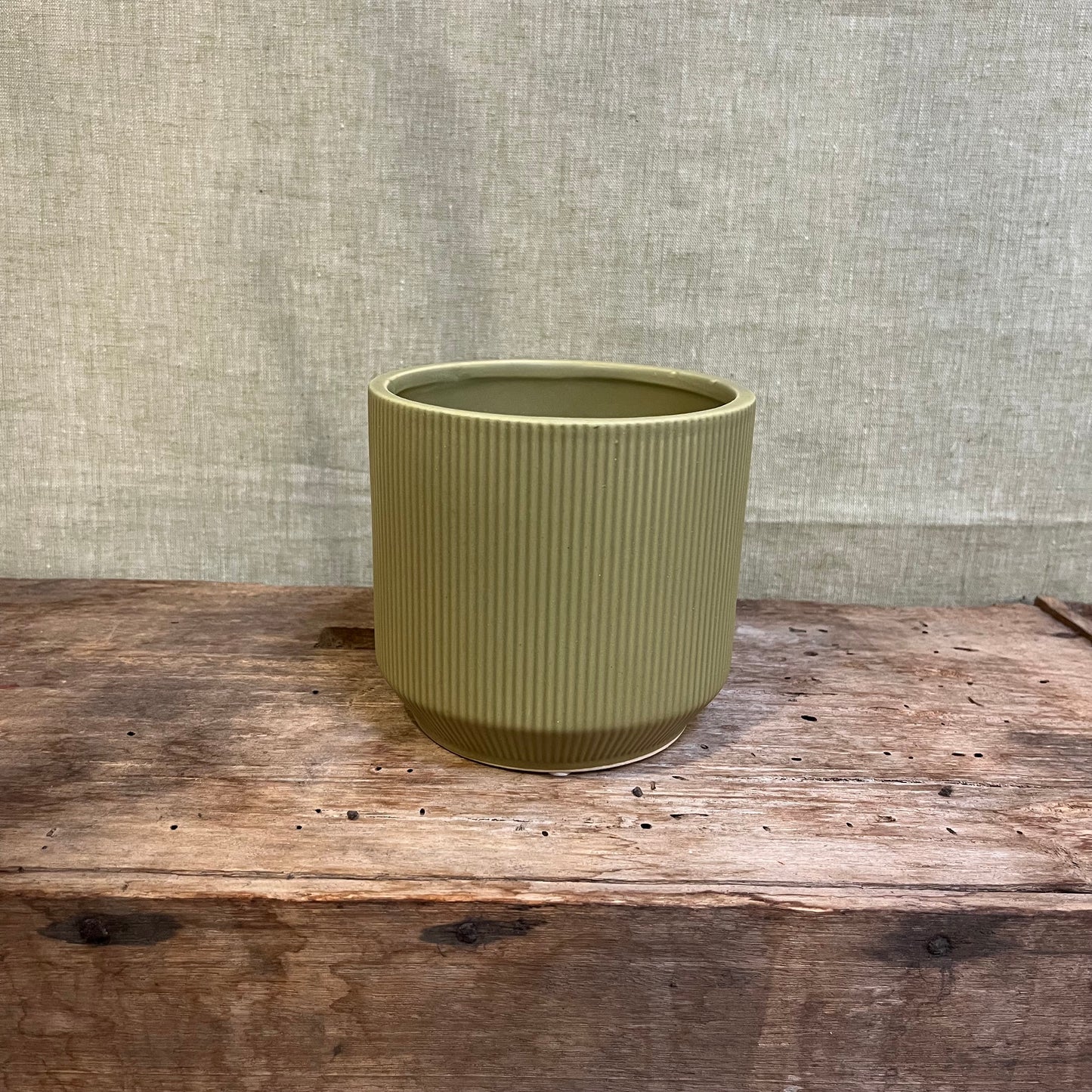 Ceramic Pot - Pea Green Ridged