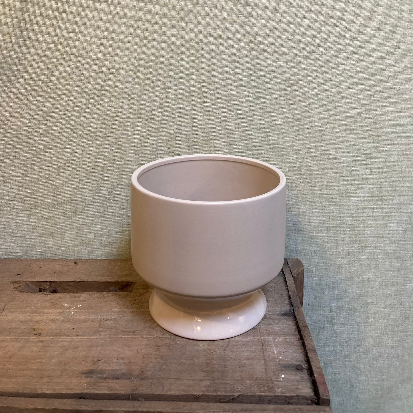 Ceramic Pot - Beige Neutral Pillar