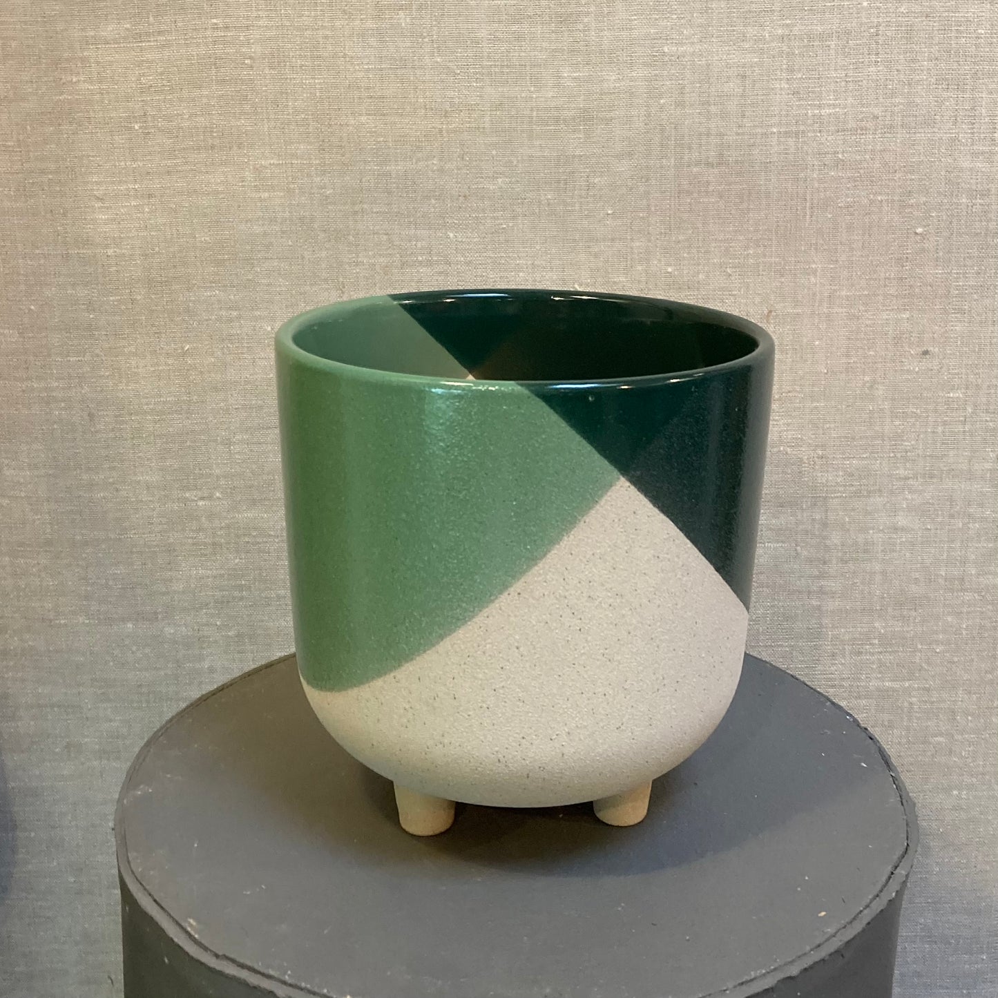 Ceramic Pot - Tricolour Green - feet