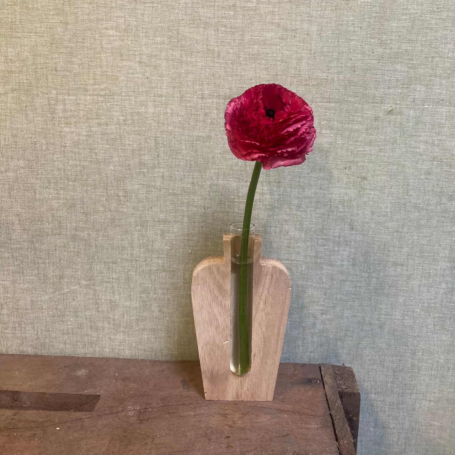 Bud Vase - Wooden Silhouette