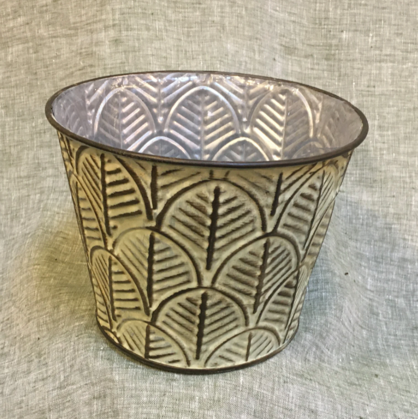 Metal Pot: Copper Leaf