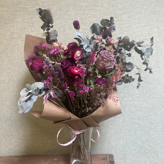 I FIORI Mother's Day Dried Everlasting Bouquet - Berry