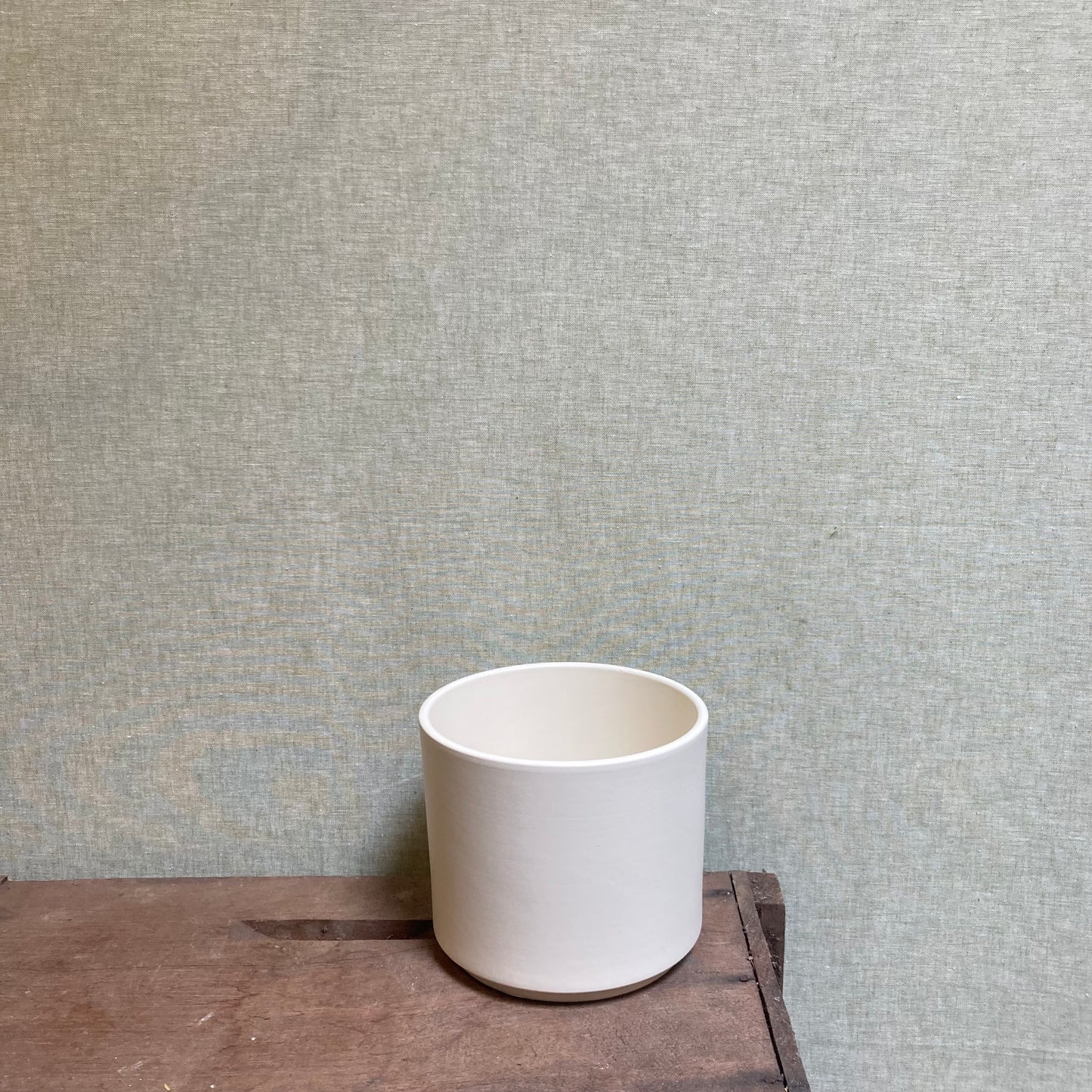 Ceramic Pot - Cream/White Cylinder