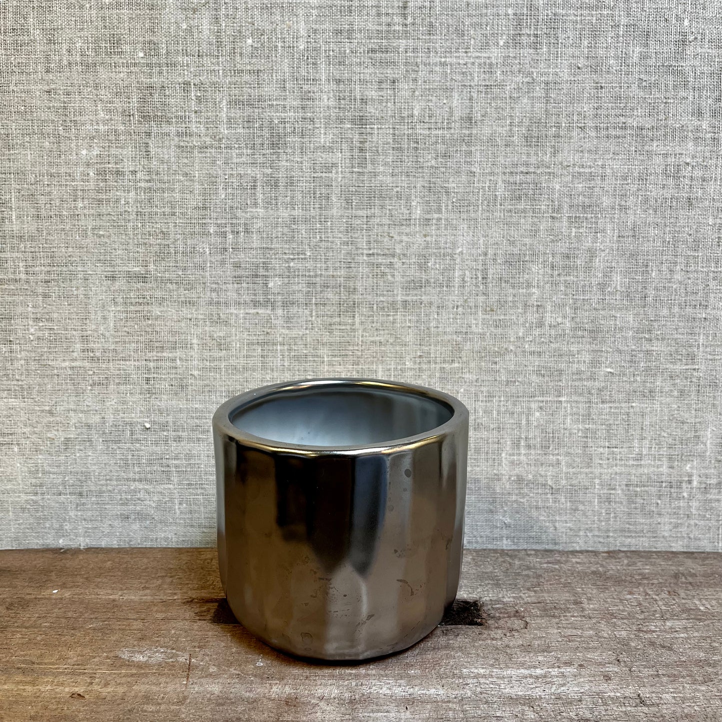 Ceramic Pot - Silver Ripple