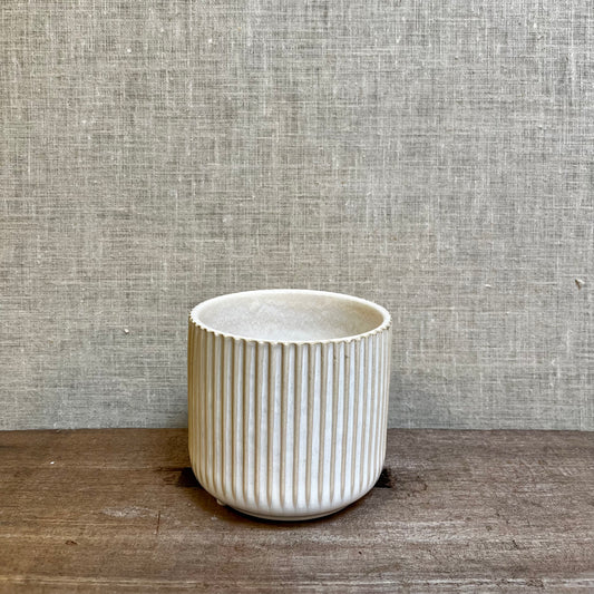 Ceramic Pot - White Ridged pot