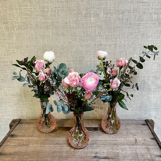 I FIORI Bud Vase Arrangement
